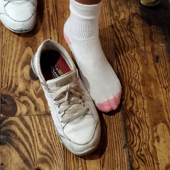 Hooters Waitress Work Sneakers Skechers Orn - Picture 5 of 6